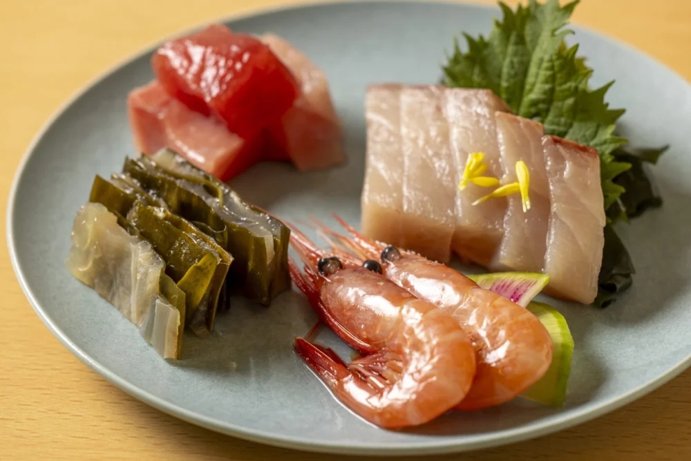 富山湾のブリとザス昆布〆